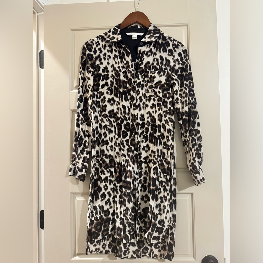 Diane Von furstenburg 
Leopard tie button up dress